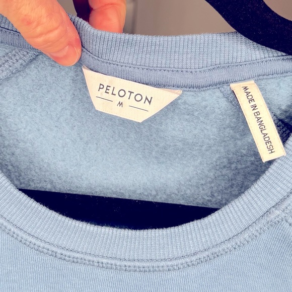 NWOT 👀 Peloton Men's Sweatshirt Size Medium - Picture 5 of 6